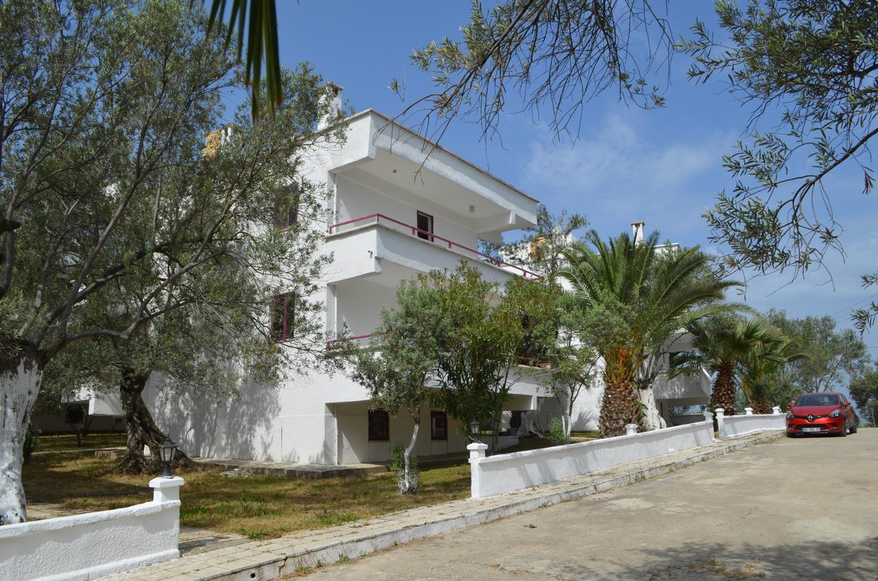 Zeytin Apart Otel Aquapark Айвалык Экстерьер фото