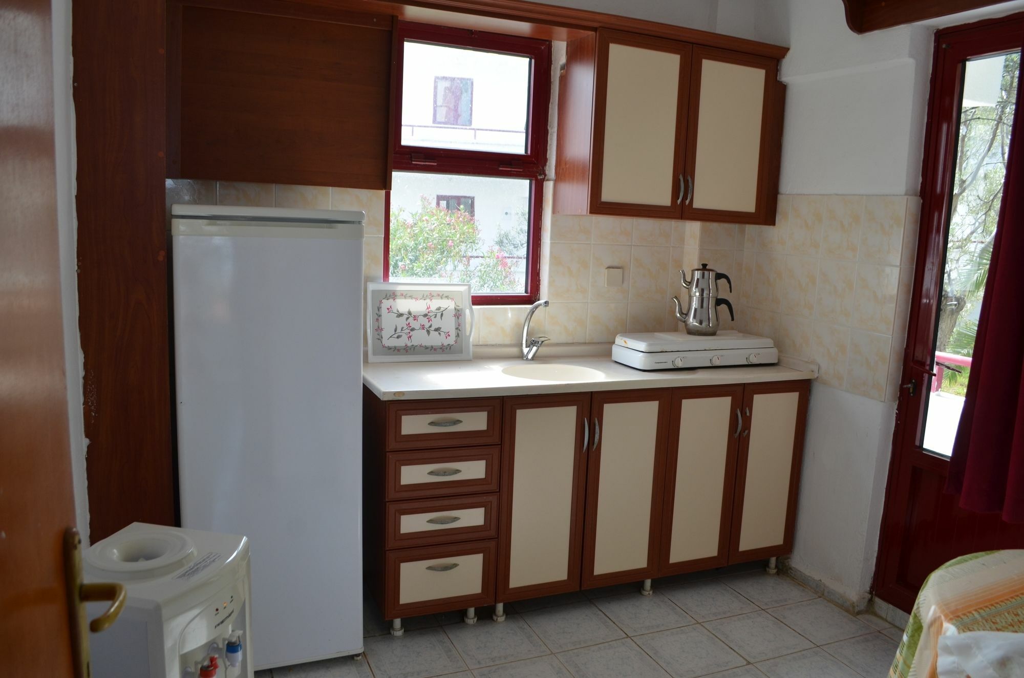 Zeytin Apart Otel Aquapark Айвалык Экстерьер фото
