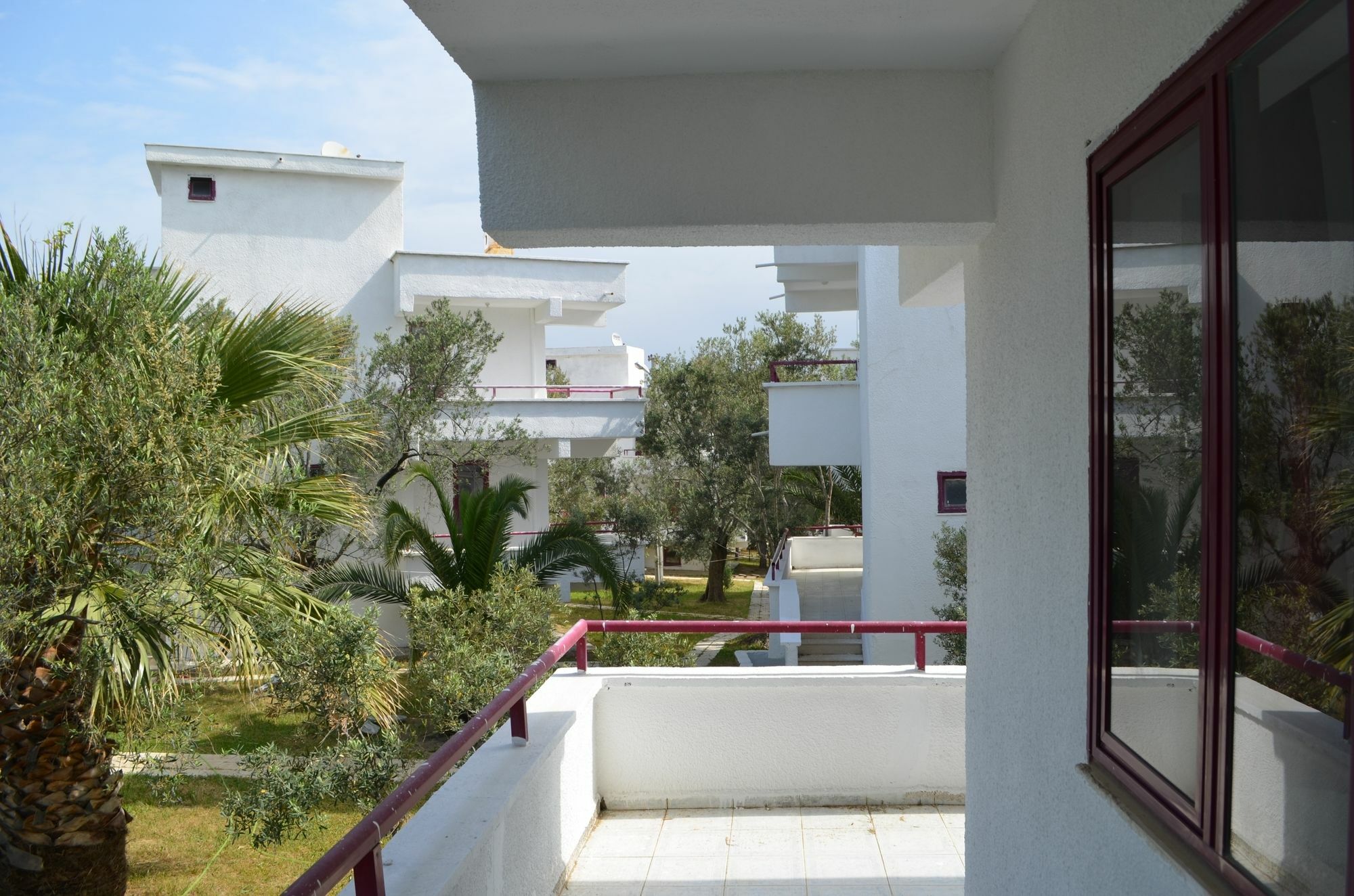 Zeytin Apart Otel Aquapark Айвалык Экстерьер фото