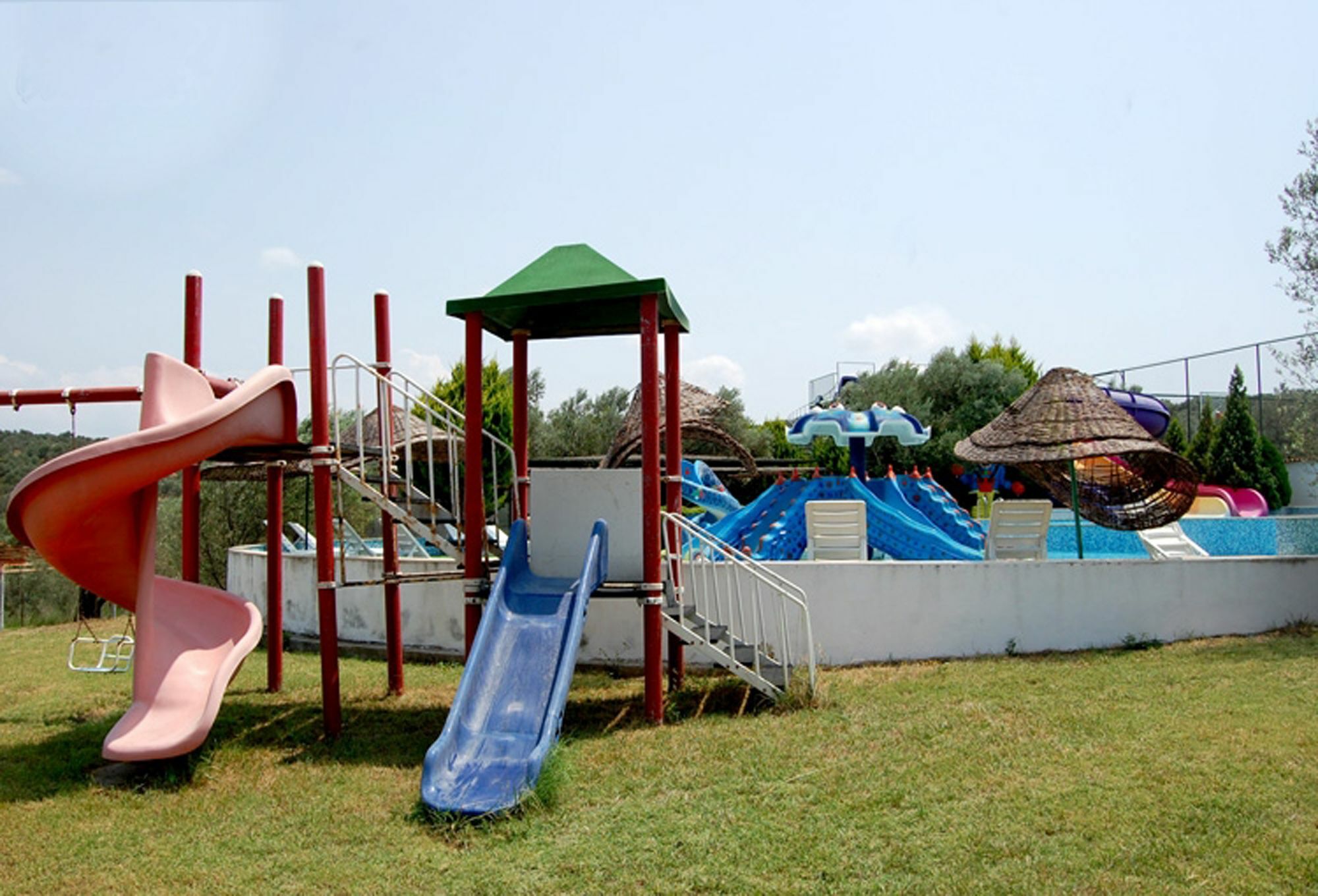 Zeytin Apart Otel Aquapark Айвалык Экстерьер фото